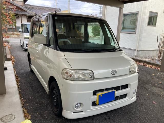 DAIHATSU TANTO 4WD 2005