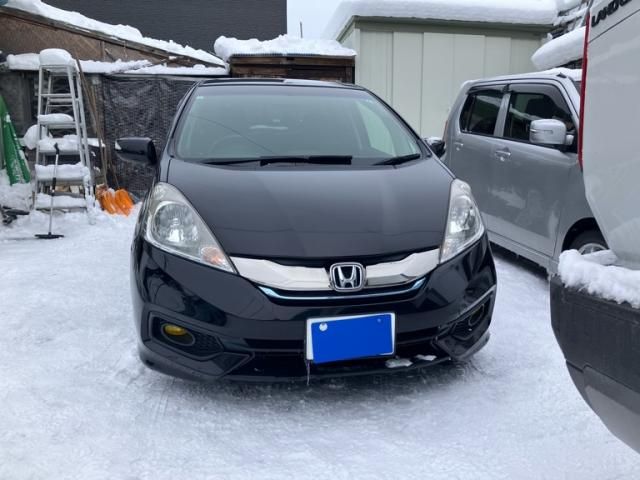 HONDA FIT SHUTTLE HYBRID 2014