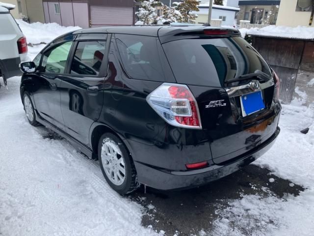 HONDA FIT SHUTTLE HYBRID 2014