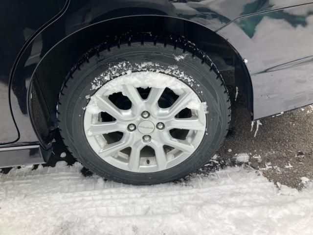 HONDA FIT SHUTTLE HYBRID 2014