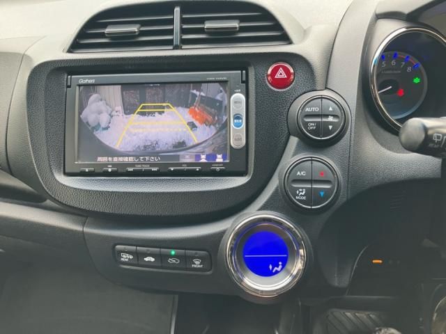 HONDA FIT SHUTTLE HYBRID 2014