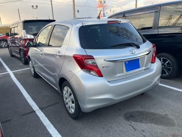 TOYOTA VITZ 2014