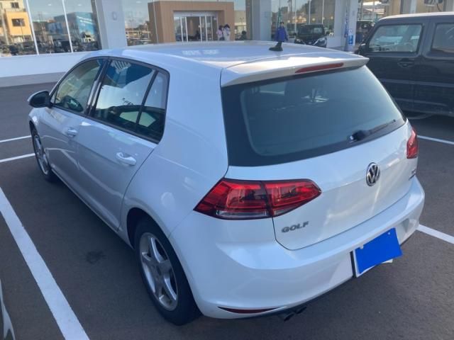 VOLKSWAGEN VOLKSWAGEN GOLF 2015