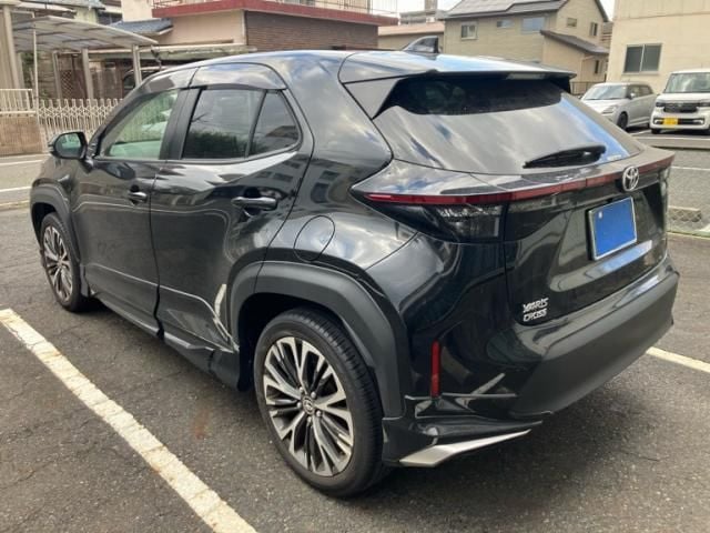TOYOTA YARIS CROSS 2023