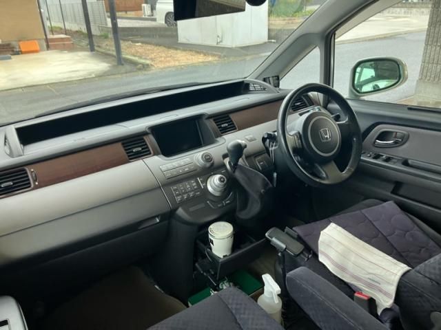 HONDA STEPWAGON 4WD 2007