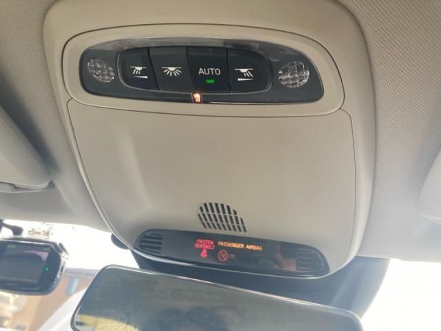 VOLVO VOLVO V40 2013