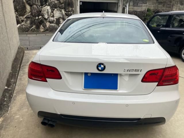 BMW BMW 3series coupe 2011