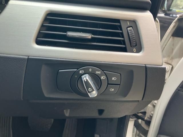 BMW BMW 3series coupe 2011