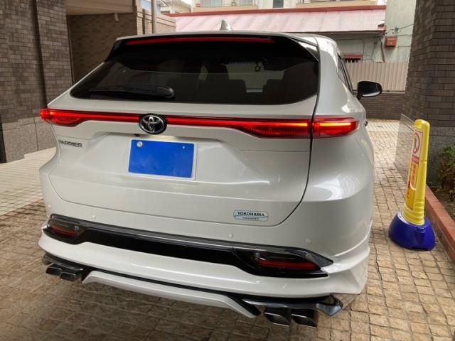 TOYOTA HARRIER 2WD 2022