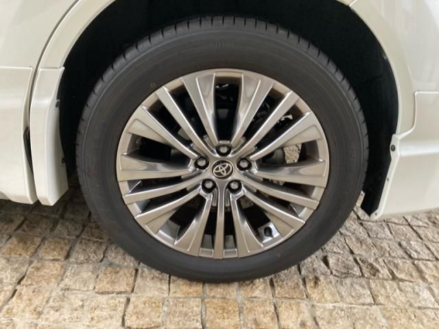 TOYOTA HARRIER 2WD 2022