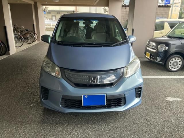 HONDA FREED HYBRID 2012