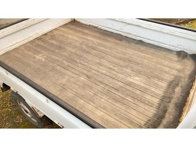 SUBARU SAMBAR truck 4WD 2006