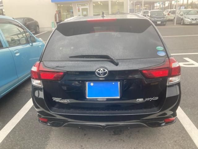 TOYOTA COROLLA FIELDER 2019