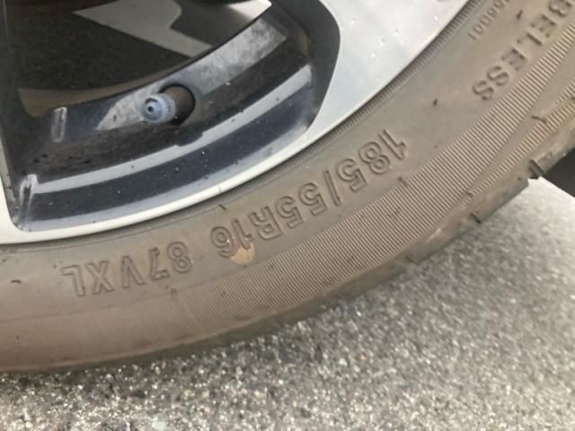 TOYOTA COROLLA FIELDER 2019