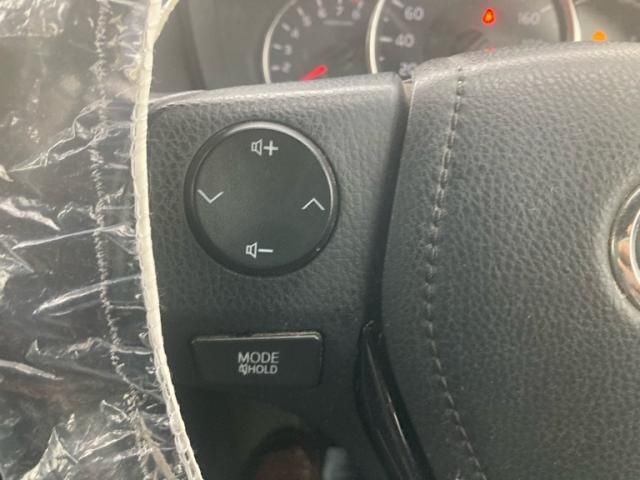 TOYOTA COROLLA FIELDER 2019