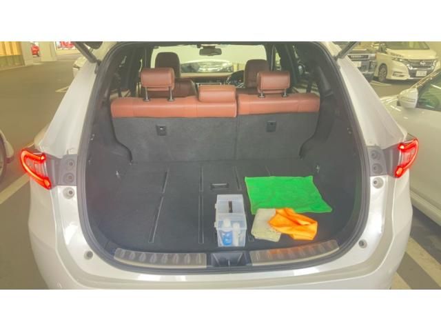 TOYOTA HARRIER 2WD 2019