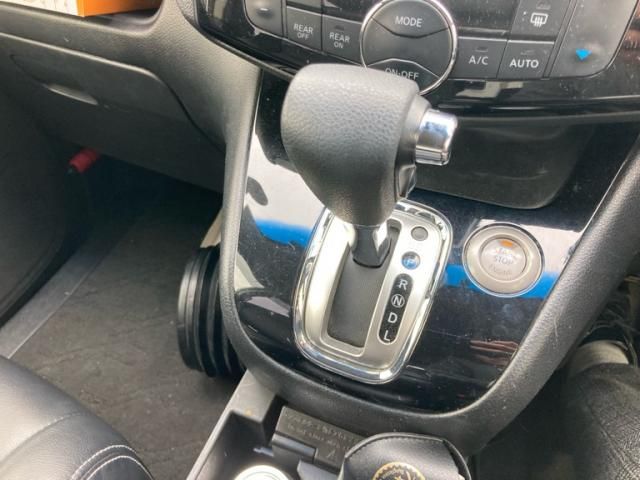 NISSAN SERENA  WG 4WD 2015