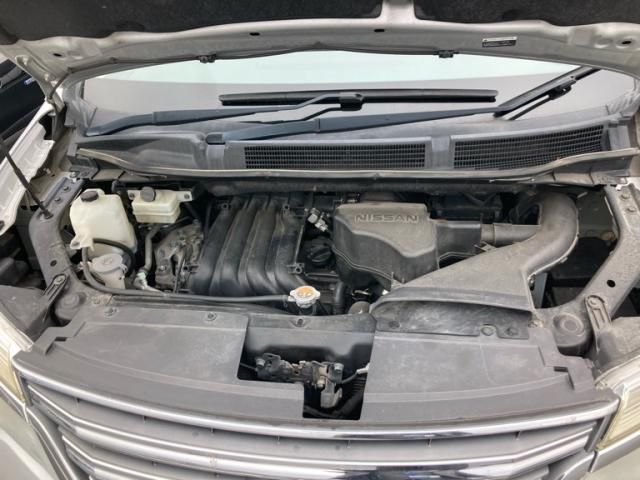 NISSAN SERENA  WG 4WD 2015