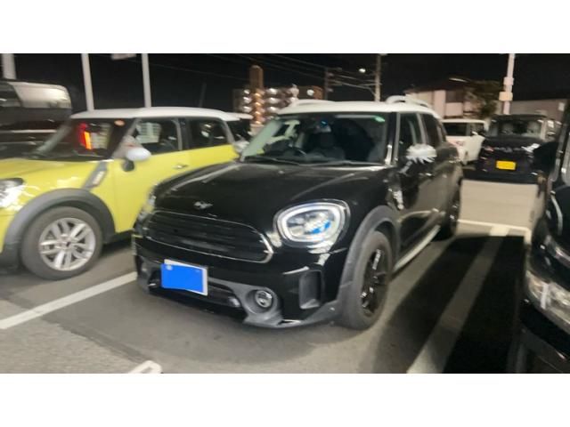 BMW MINI COOPER D CROSSOVER 2021