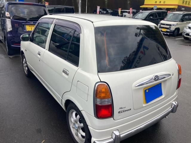 DAIHATSU MIRA GINO 2003