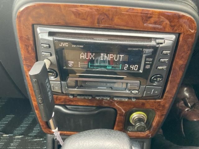 DAIHATSU MIRA GINO 2003