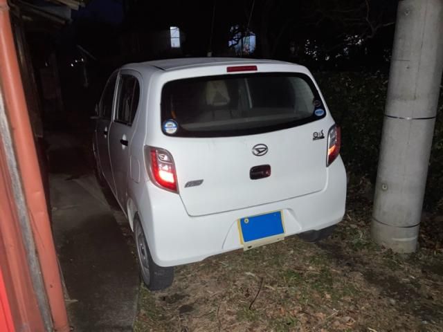 DAIHATSU MIRA e:S 2011