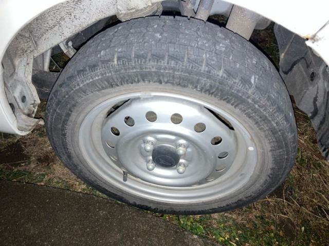 DAIHATSU MIRA e:S 2011