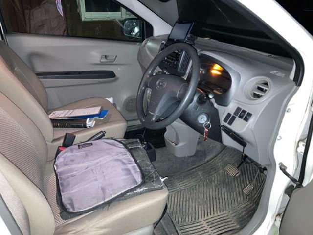 DAIHATSU MIRA e:S 2011