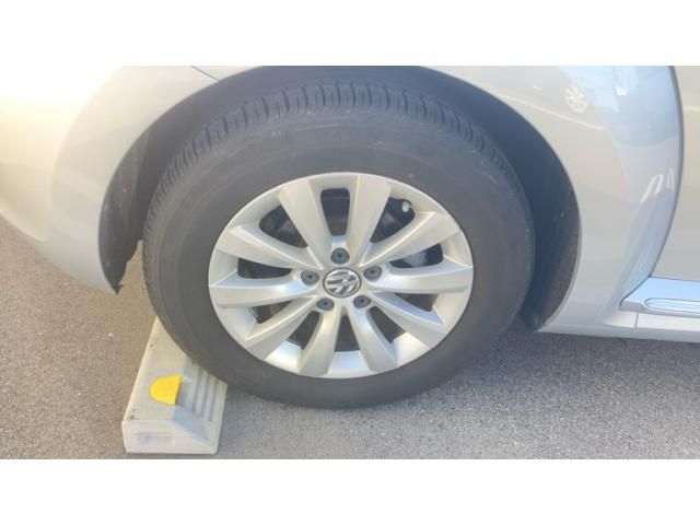 VOLKSWAGEN VOLKSWAGEN The BEETLE 2014