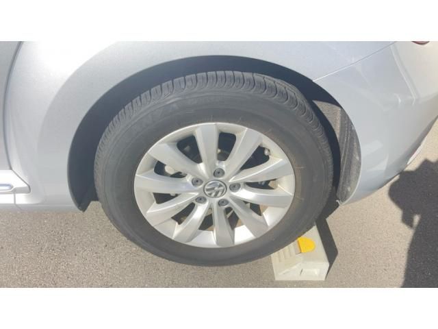 VOLKSWAGEN VOLKSWAGEN The BEETLE 2014