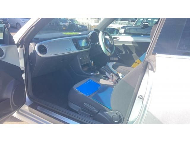 VOLKSWAGEN VOLKSWAGEN The BEETLE 2014