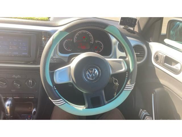 VOLKSWAGEN VOLKSWAGEN The BEETLE 2014