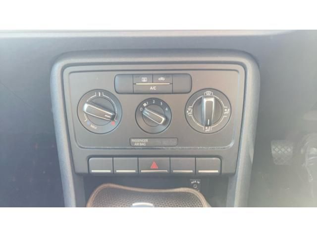 VOLKSWAGEN VOLKSWAGEN The BEETLE 2014