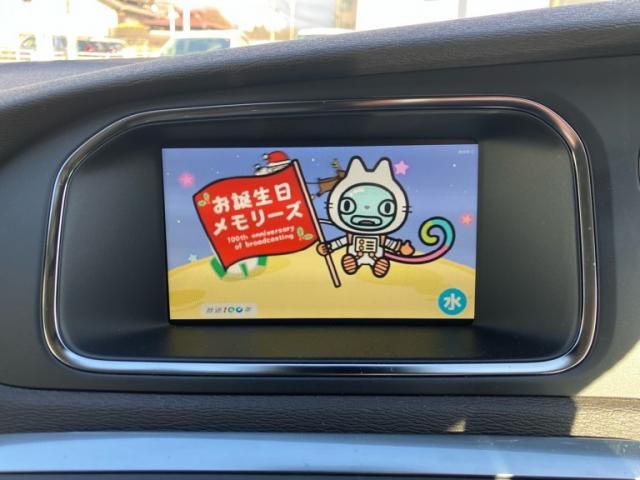 VOLVO VOLVO V40 2013