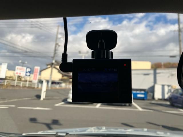 VOLVO VOLVO V40 2013