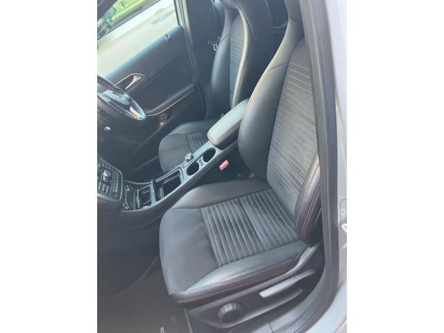 MERCEDES BENZ MERCEDES BENZ A class 2015