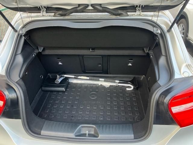 MERCEDES BENZ MERCEDES BENZ A class 2015