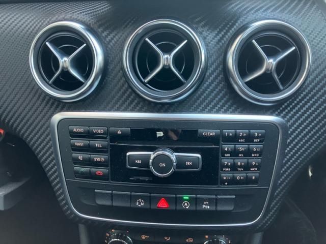 MERCEDES BENZ MERCEDES BENZ A class 2015