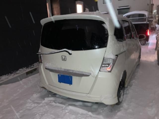 HONDA FREED 4WD 2011