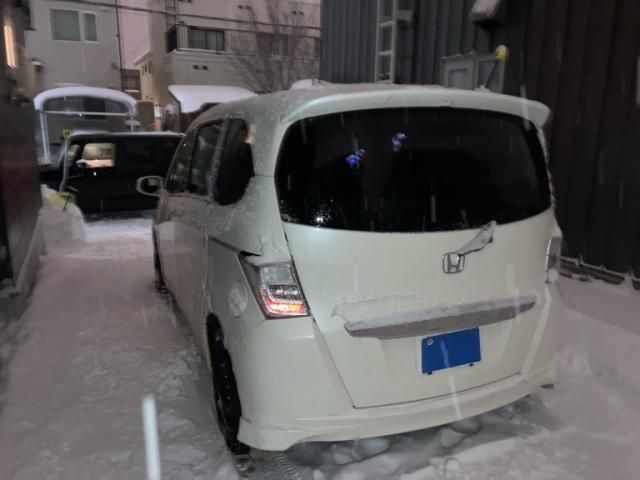 HONDA FREED 4WD 2011