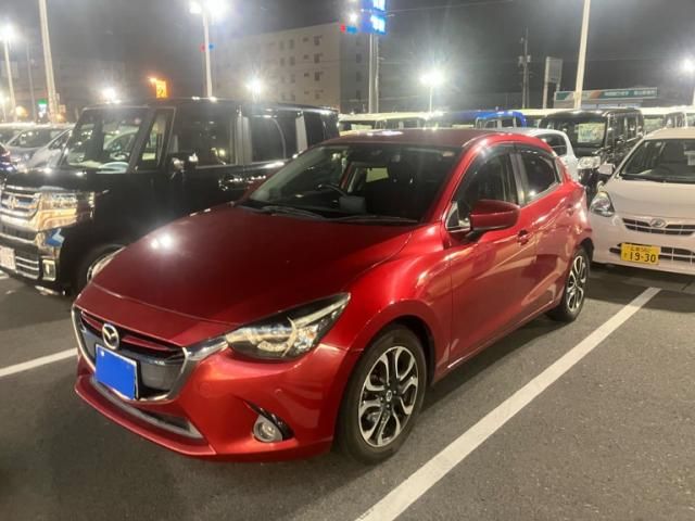 MAZDA DEMIO 2015