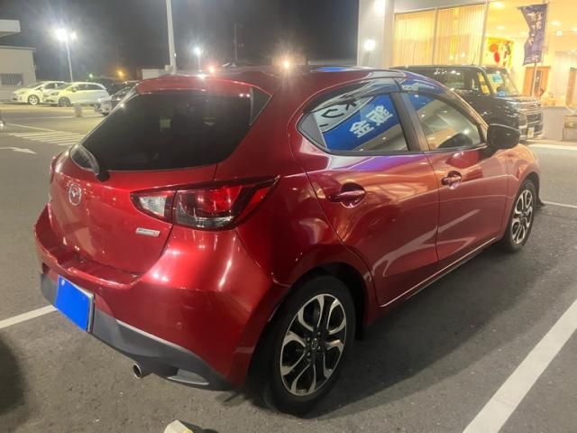 MAZDA DEMIO 2015