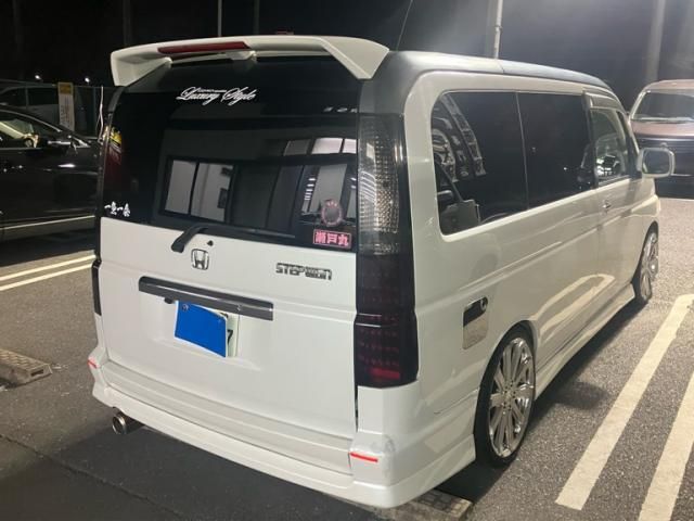 HONDA STEPWAGON 2001