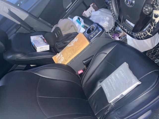 TOYOTA PRIUS Alpha 2015