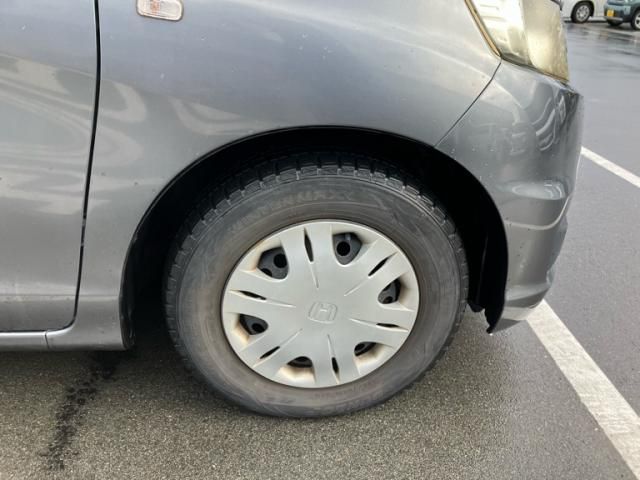 HONDA FREED Spike 2011