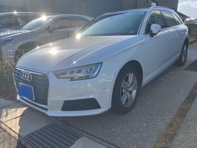 AUDI AUDI A4 AVANT 2017