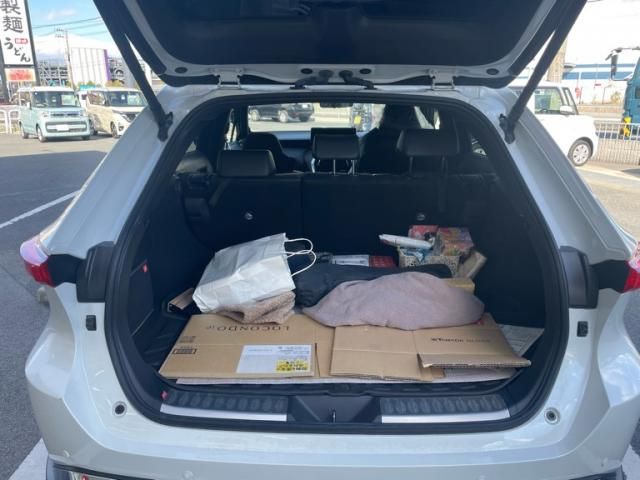 TOYOTA HARRIER 2WD 2023