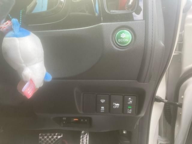 HONDA SHUTTLE HYBRID 2018