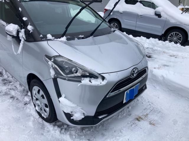 TOYOTA SIENTA 4WD 2015