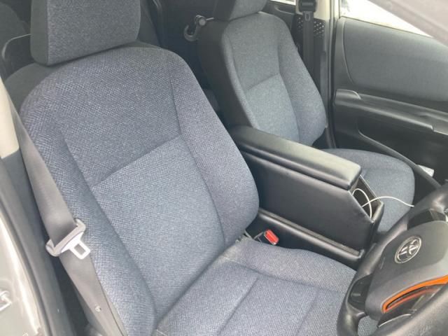 TOYOTA SIENTA 4WD 2015